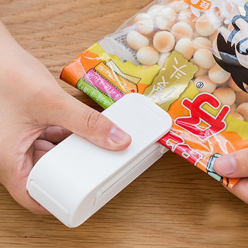 Mini scelleuse de sacs en plas - Kitchen Gadgets Store avis et prix