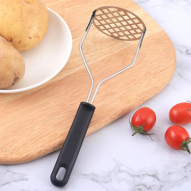 Poussoir de pommes de terre en - Potato Masher Ricer avis et prix